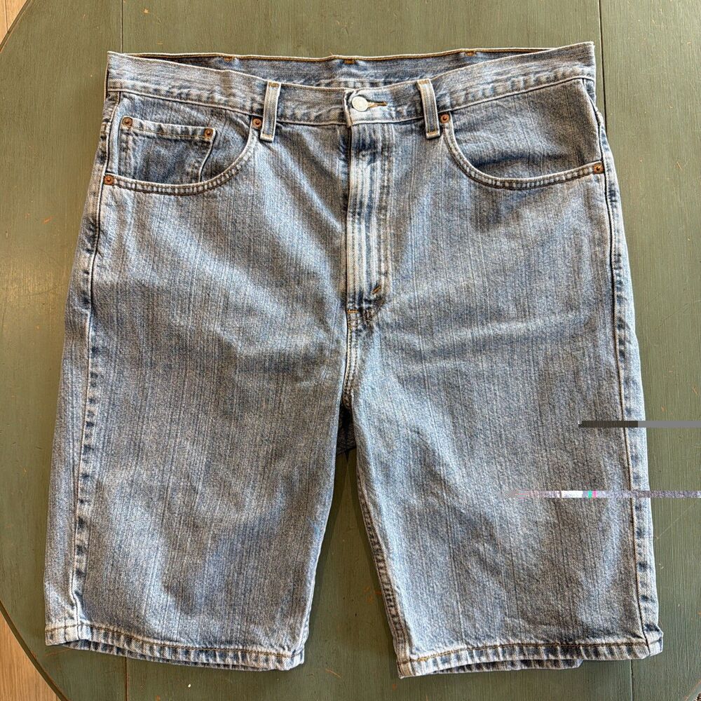 Y2K Levi’s 505 Regular Fit Denim Shorts W38 Made in Colombia